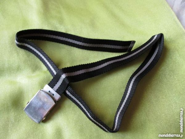 Ceinture noire rayures grise 6 Goussainville (95)