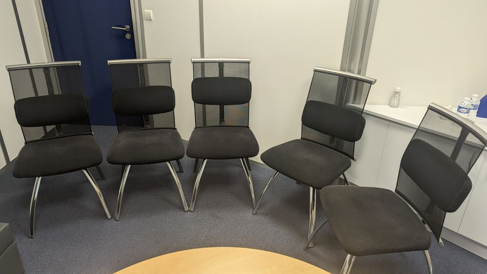 Achetez chaises de bureau 5 occasion annonce vente à Bordeaux 33