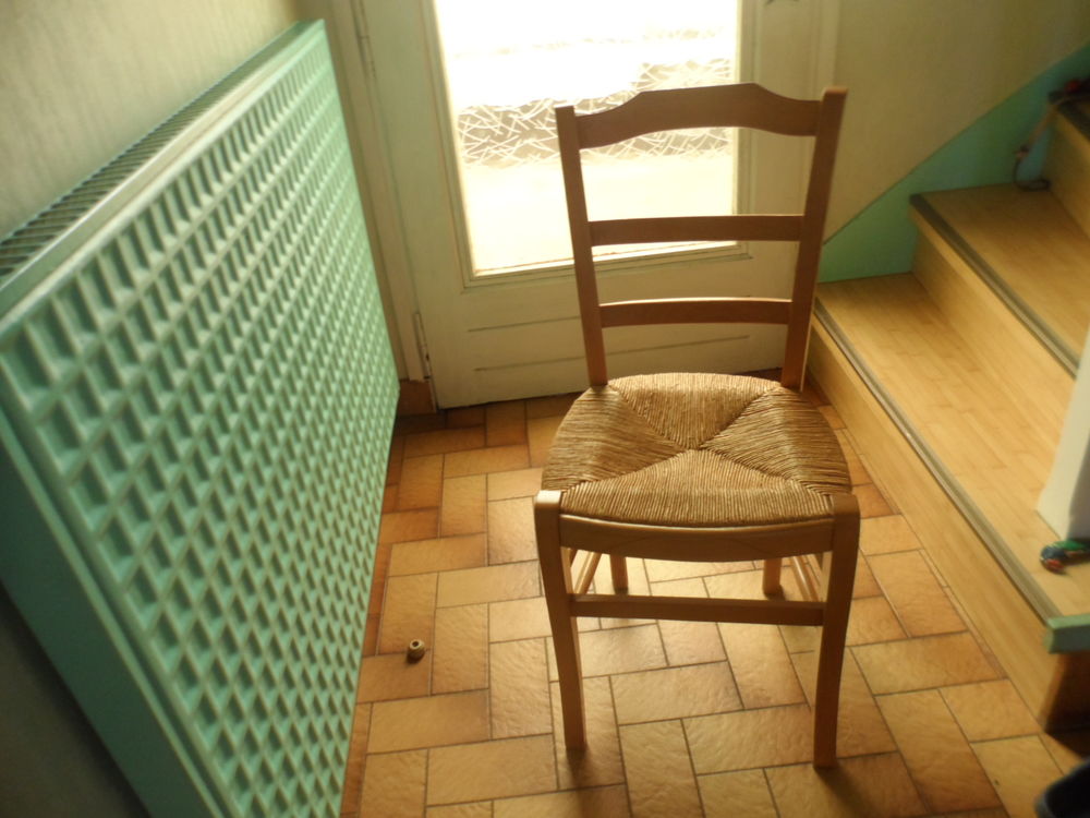 4 chaises paill�es 20 Sainte-Anne-d'Auray (56)
