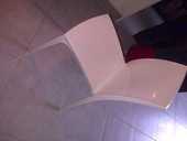 Chaises plastique blanche design . 110 93460 Gournay-sur-Marne