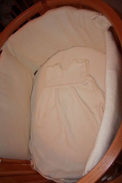 Chambre b�b� Stokke / Linge de lit Red Castle 500 Beausoleil (06)