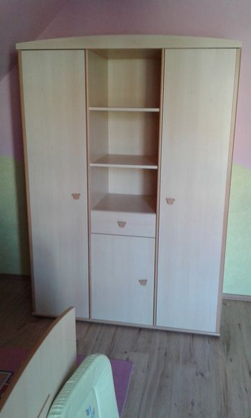 chambre �volutive 0-6ans lit,armoire,commode,plan a langer 350 Oberr�dern (67)