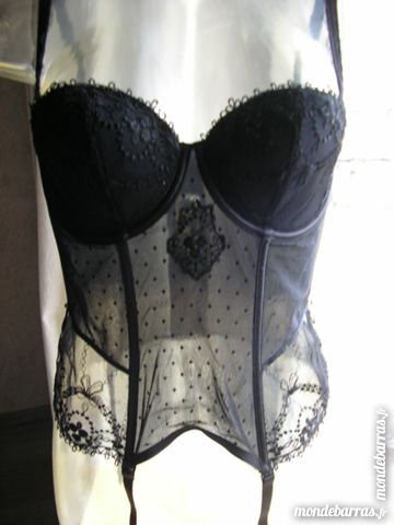 CHANTELLE, SUPERBE GU�PIERE NOIRE, 95 C, NEUVE 29 Lons-le-Saunier (39)