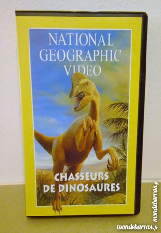 K7 VHS�chasseurs de dinosaures�National Geographic 3 Reims (51)
