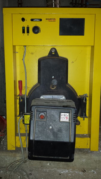 Chaudi�re et cuve � fuel 650 Seilhac (19)