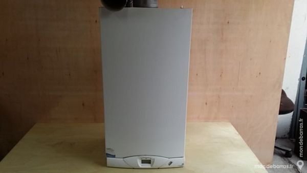 Chaudi�re murale � gaz 470 Sainte-Genevi�ve-des-Bois (91)
