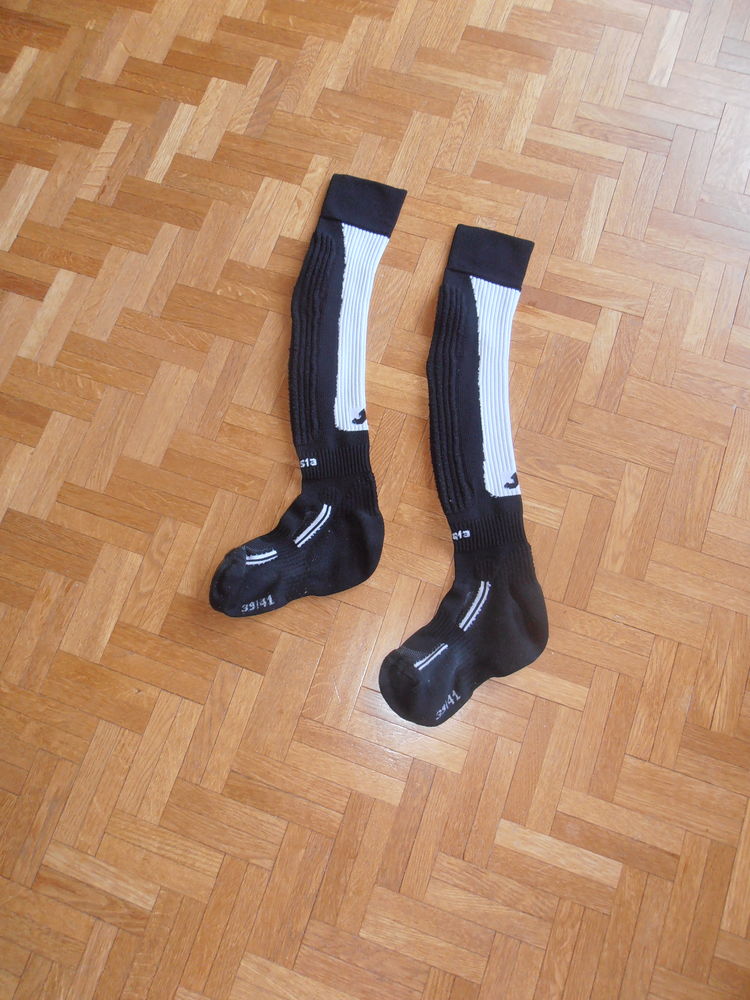 Chaussettes football noires (80) 2 Tours (37)