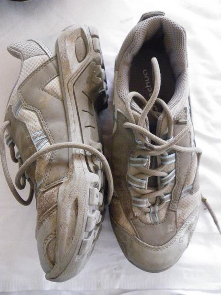 chaussure  quechua taille 37 15 Viriat (01)