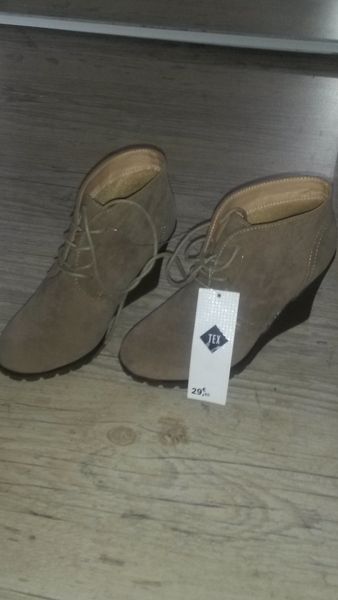 CHAUSSURES FEMME 10 Compans (77)