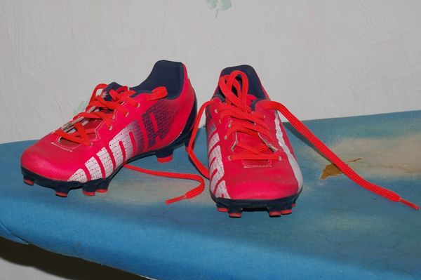 Chaussures de foot enfant 15 Baigneux-les-Juifs (21)