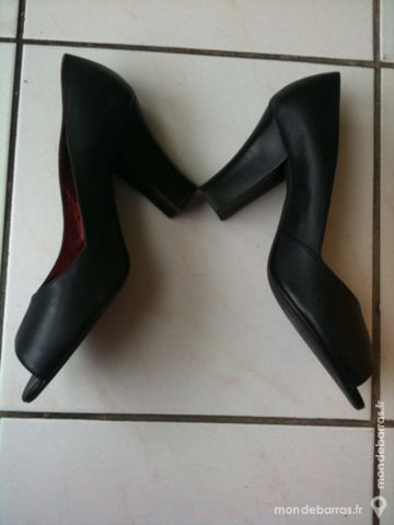 CHAUSSURES  DE  MARQUE �MELLOW YELLOW � 50 Toulouse (31)