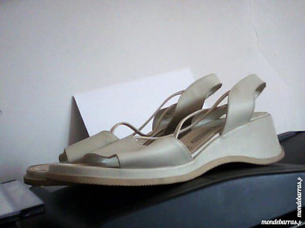 chaussures 40 Nanteuil-l�s-Meaux (77)