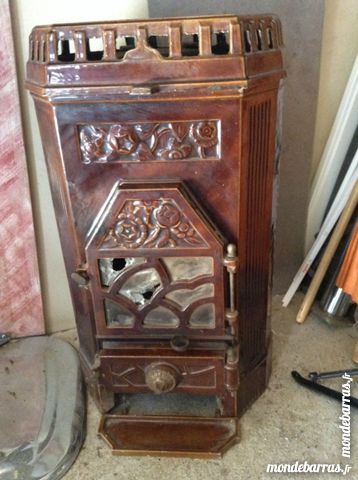 Chemin�e en fonte Tha�s de Faunus 80 Valdurenque (81)