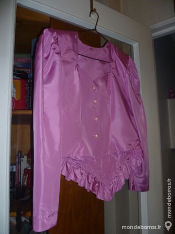 Chemisier pour les f�tes 25 Aigues-Mortes (30)