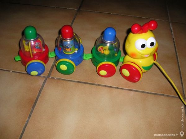 chenille articul�e � tirer - en tr�s bon �tat 10 Sept�mes-les-Vallons (13)