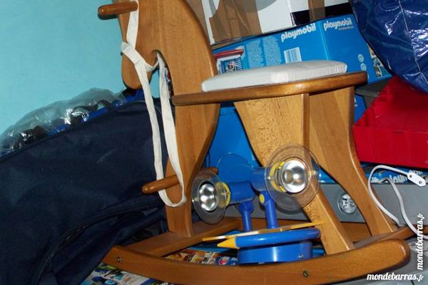 cheval � bascule en bois - COMME NEUF ! 65 Abbeville (80)