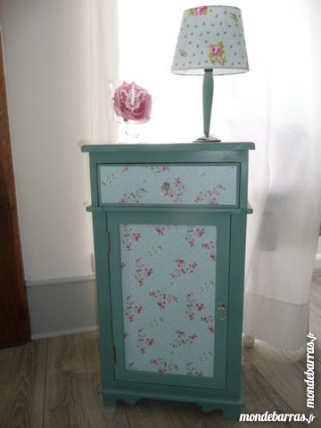 Chevet et sa lampe assortie 35 M�ru (60)