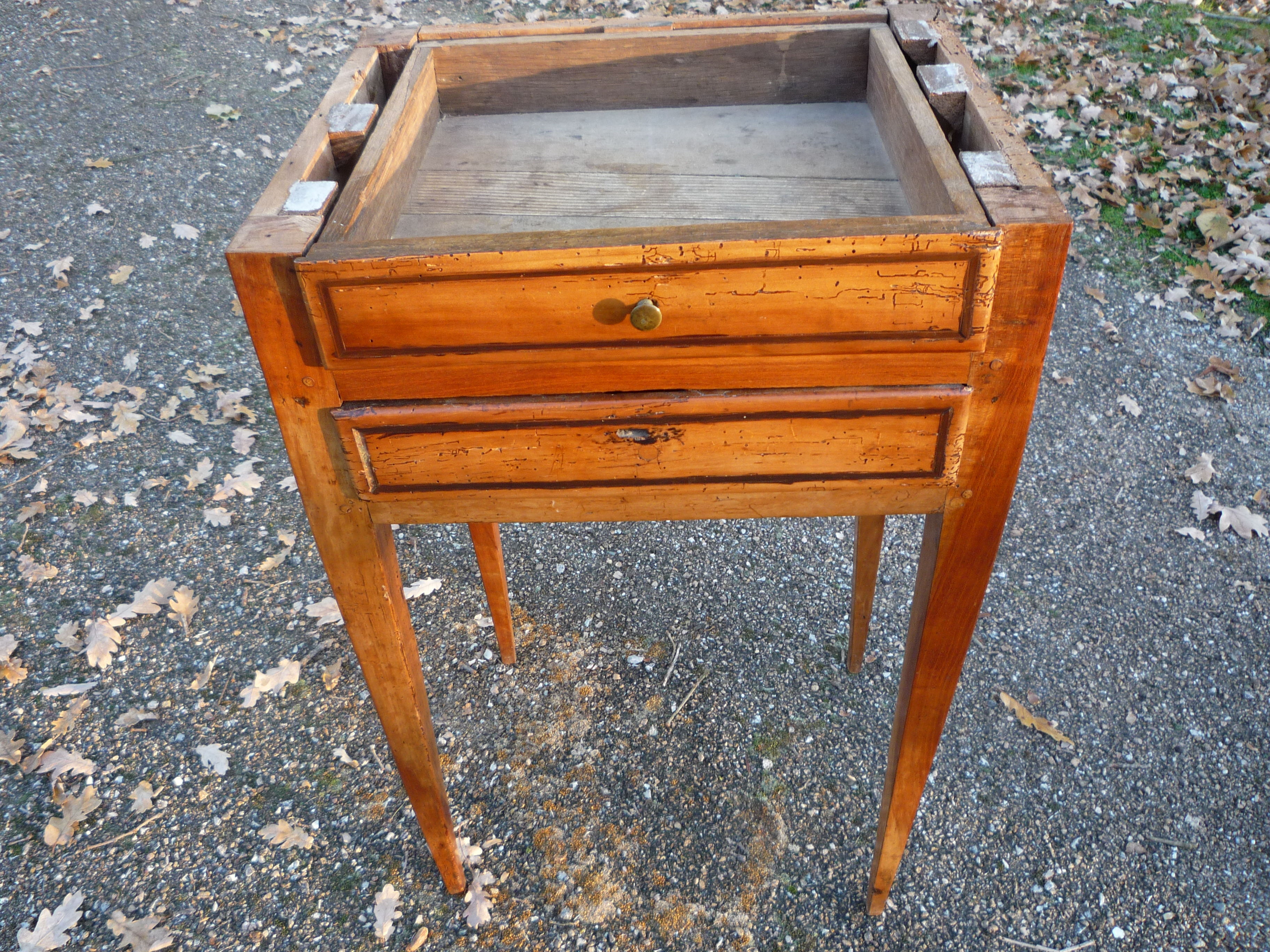 Chevet/petit chiffonnier Louis XVI 165 Castres (81)