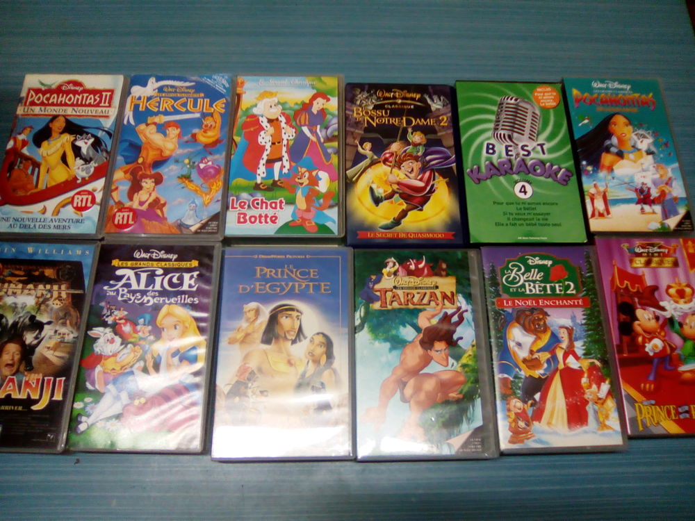 lot d'une cinquantaine de cassettes vhs 10 Briey (54)