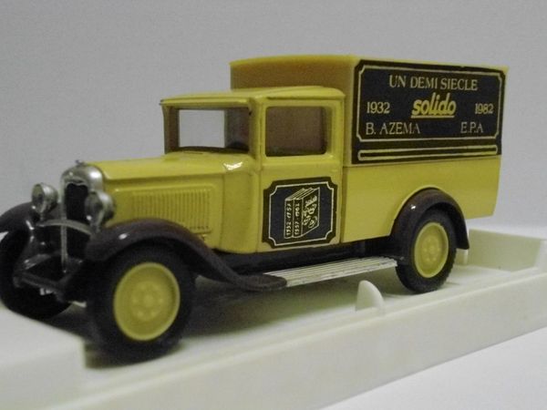 Citro�n C4F fourgon - UN DEMI-SIECLE SOLIDO 38 Follainville-Dennemont (78)