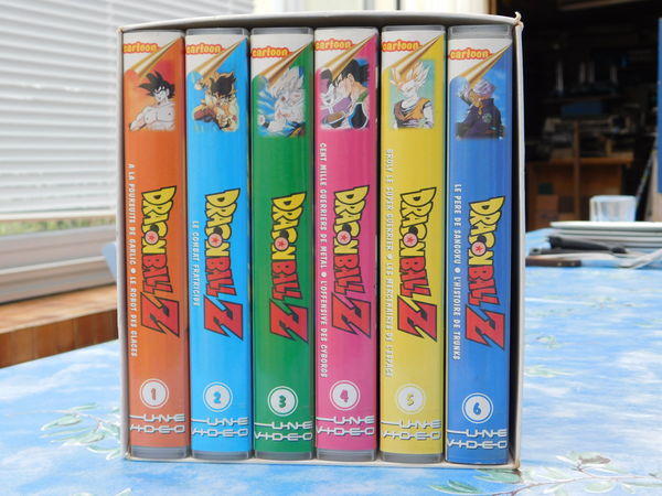 COFFRET CASSETTES VIDEO DRAGONBALL Z 5 Ch�lons-en-Champagne (51)