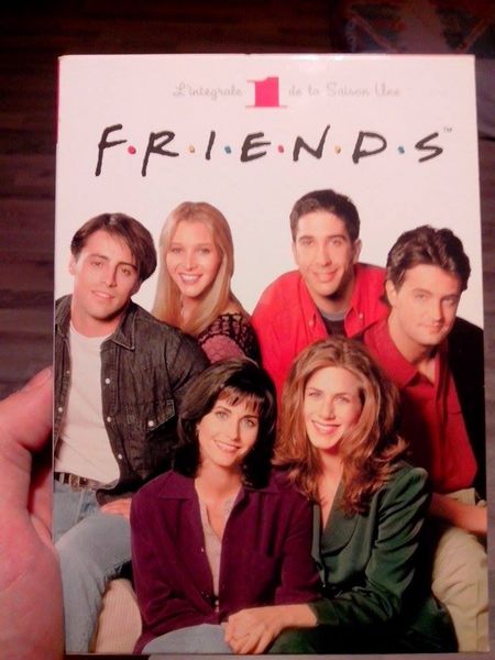 Coffret DVD Friends 25 Pontarlier (25)