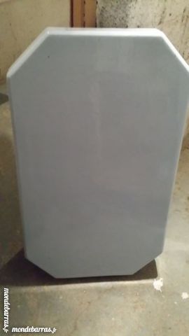 Coiffeuse faience 300 Lys-lez-Lannoy (59)