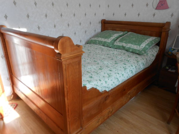 lit de coin 450 Saint-Maurice-la-Clou�re (86)