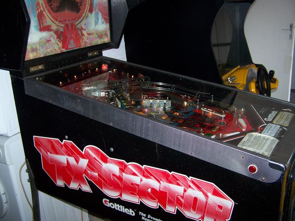 Collectionneur 61000 ach�te tous flippers a restaurer ou hs. 0 Alen�on (61)