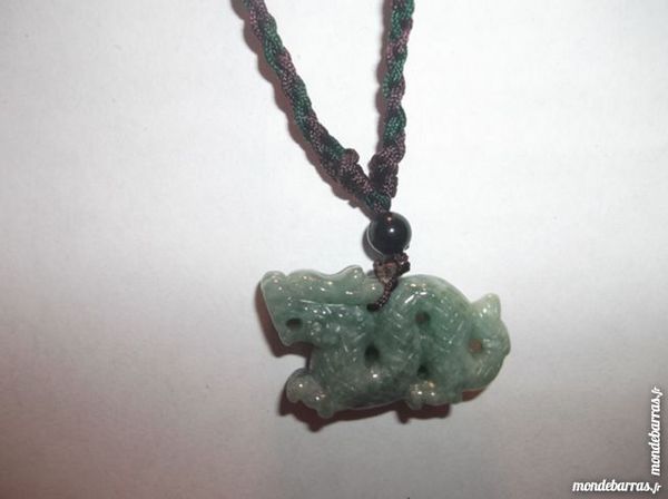 Collier Dragon Chinois sculpt� (#1) en Jade 69 Tarbes (65)