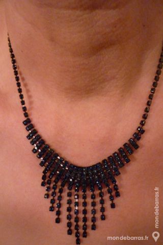 COLLIER TOUR DE COU  N�1 12 Roanne (42)