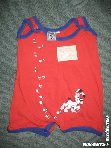 Combi-short Ast�rix (ou body) - 18 mois Contacter 3 Antony (92)