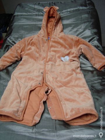 COMBINAISON VELOURS ABRICOT 14 Saint-Genis-Laval (69)