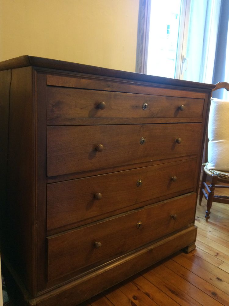 commode ancienne 135 Saint-�tienne (42)