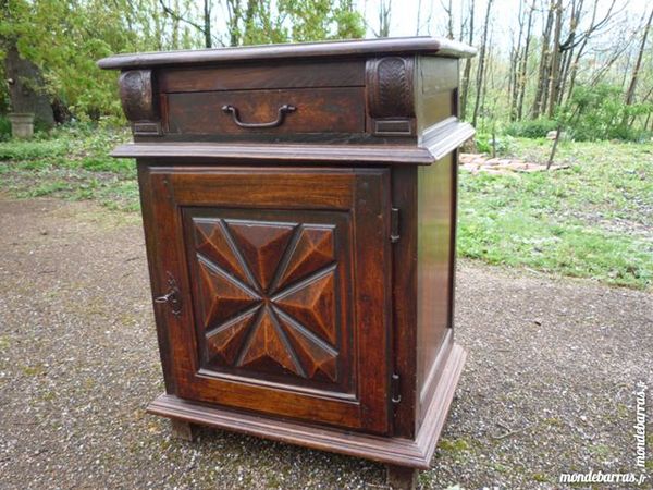 Confiturier/buffet/Louis XIII/XIV/palmette 365 Castres (81)