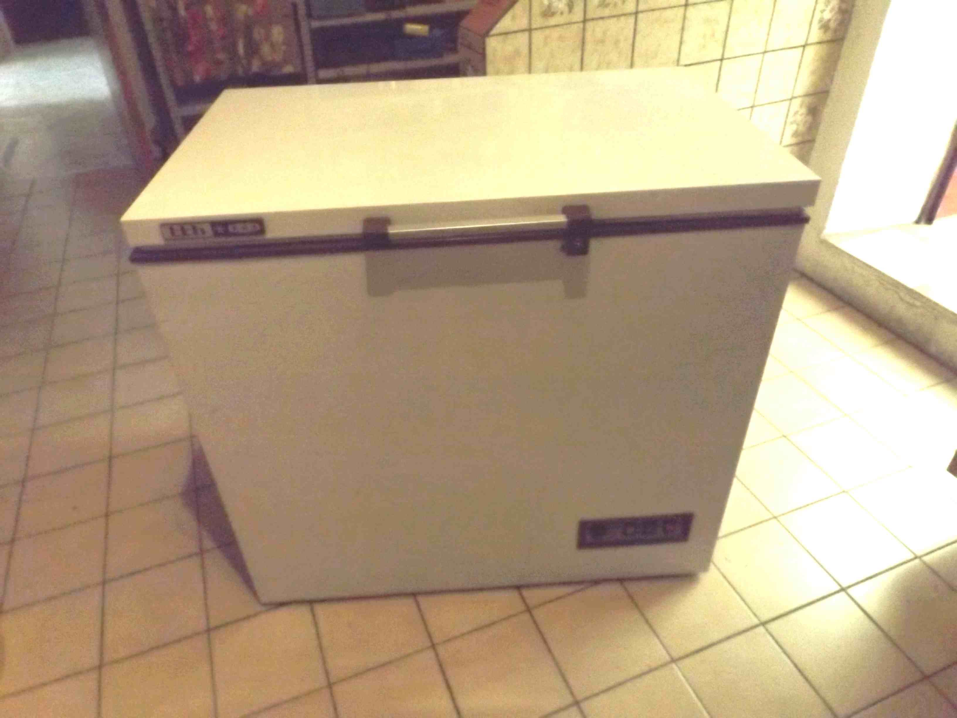 CONGELATEUR  L.T.H EN BON ETAT 45 Wasselonne (67)