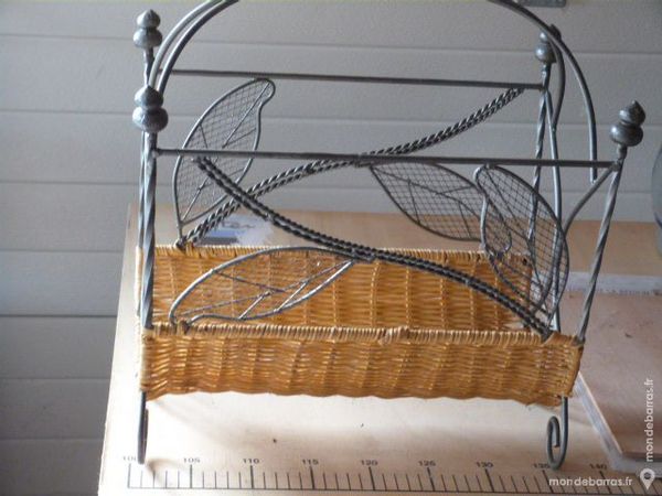 Corbeille � journaux 2 �percieux-Saint-Paul (42)