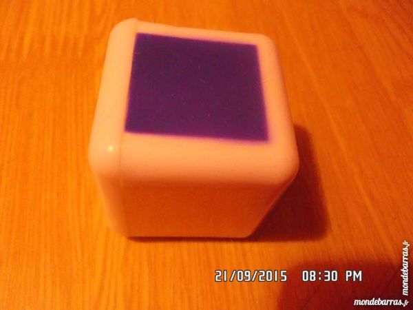 d� de couleurs 1 Chambly (60)