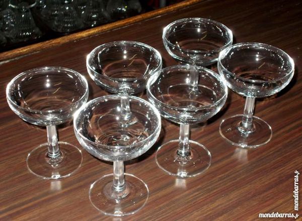 coupe � champagne, coctail (l'unit�) 2 Monflanquin (47)