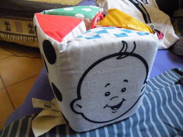 cube multiactivite en mousse 3 Viriat (01)