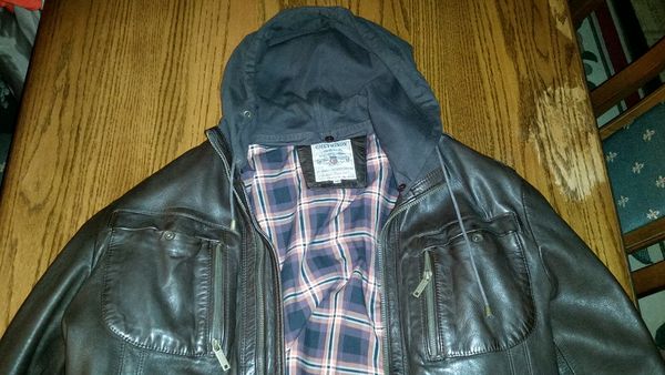 cuir cheignon 200 Montereau-Fault-Yonne (77)