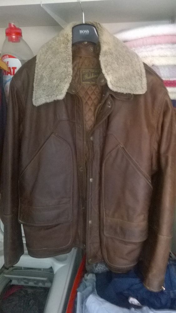 Cuir RED SKIN Vachette 135 �couen (95)