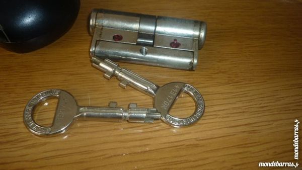 cylindre PICARD + 2 cl�s s�curit� 15 Le Mans (72)