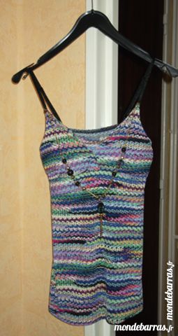 D�bardeur multicolore neuf avec collier amovible 12 Vienne (38)