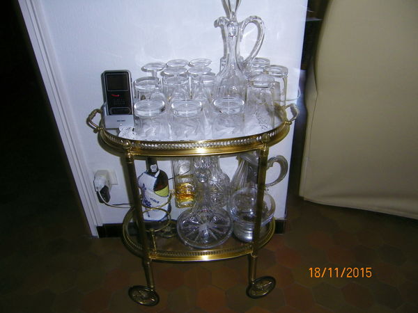 DESSERTE  VERRE / LAITON 75 Longuenesse (62)