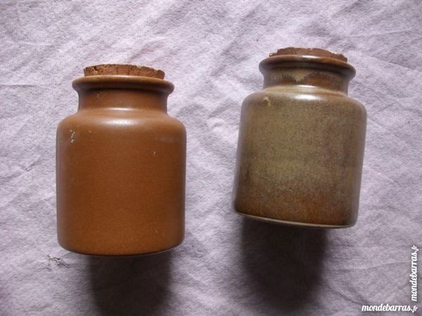 divers Pots de d�coration en gr�s, en verre 1 Bouxwiller (67)
