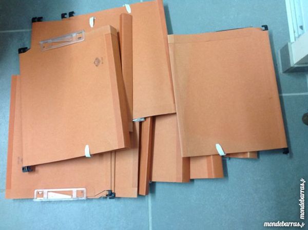 Dossiers suspendus 20 Hauterive (89)