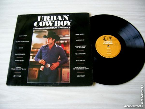 DOUBLE 33 TOURS URBAN COWBOY - J.Travolta - BOF 22 Nantes (44)