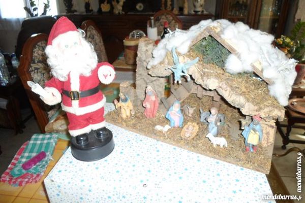 lot dune creche de noel + p�re no�l automate 50 Am�lie-les-Bains-Palalda (66)