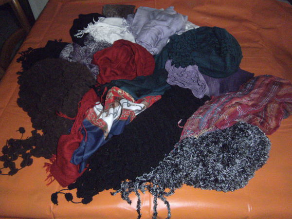 Lot Echarpes/Foulard 19 Viry-Ch�tillon (91)